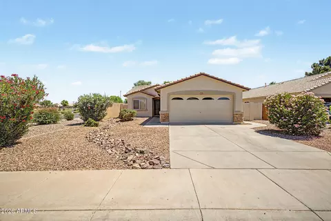 3661 E Thunderheart Trl, Gilbert, AZ 85297