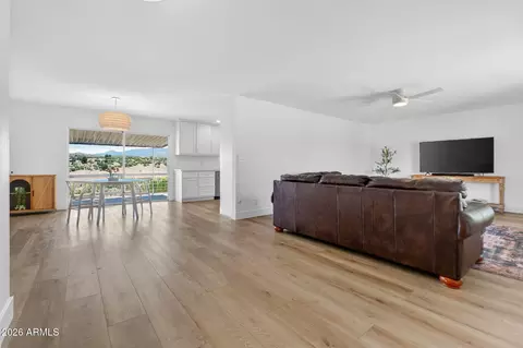 Living - 1048 N Arrowhead Ln, Dewey, AZ 86327 photo 1 of 6