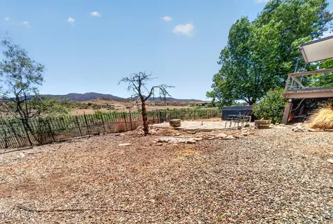 Exterior - 1048 N Arrowhead Ln, Dewey, AZ 86327 photo 6 of 9