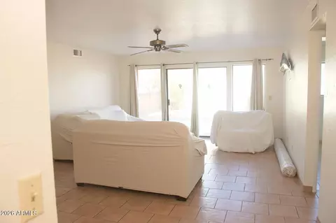 Living - 485 S Pino Cir, Apache Junction, AZ 85120 photo 2 of 6