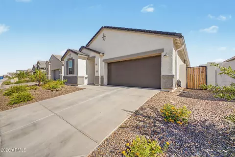 Exterior - 1881 W Stanton Ave, Apache Junction, AZ 85120 photo 3 of 5