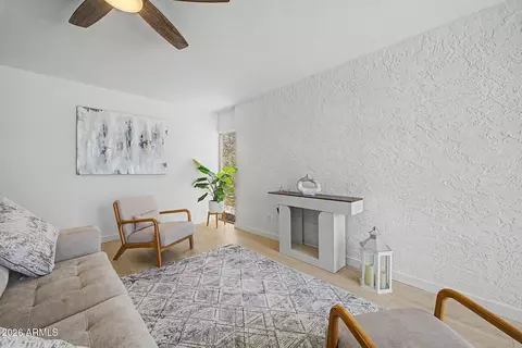 564 E Royal Palms Dr, Mesa, AZ 85203 photo 9