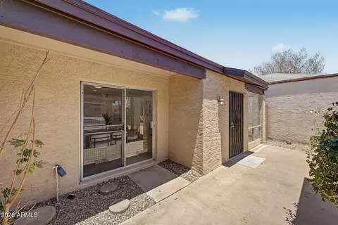 564 E Royal Palms Dr, Mesa, AZ 85203 photo 6