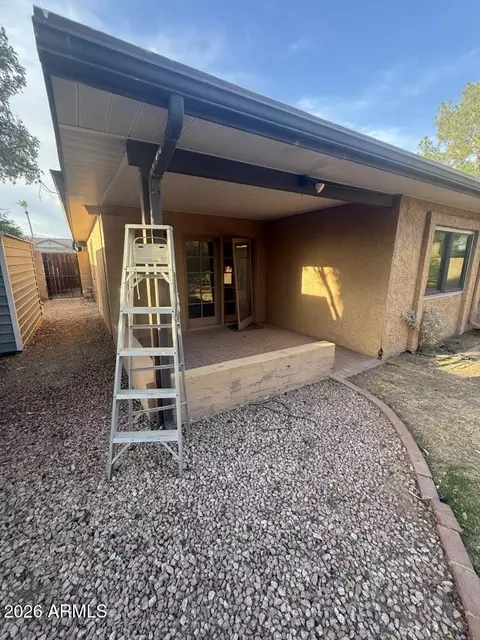 Exterior - 2417 E Yucca St, Phoenix, AZ 85028 photo 6 of 7