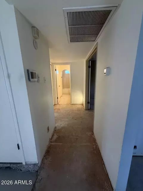 Entry Way - 2417 E Yucca St, Phoenix, AZ 85028 photo 6 of 9