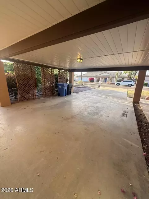 Exterior - 2417 E Yucca St, Phoenix, AZ 85028 photo 2 of 7