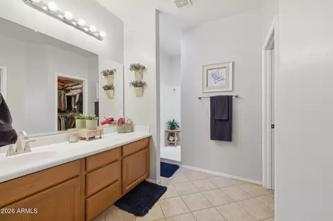 Bath - 3635 E Moreno St, Gilbert, AZ 85297 photo 2 of 3