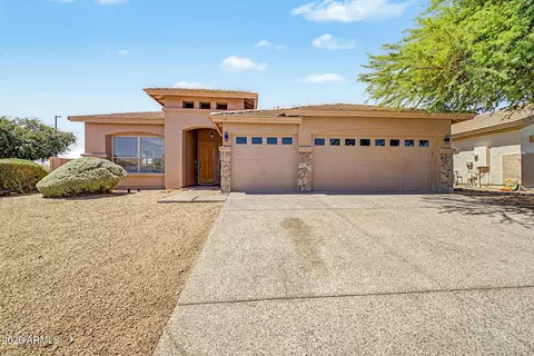 11530 S Morningside Dr, Goodyear, AZ 85338