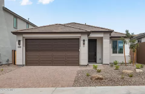 2440 W Silver Fox Way, Phoenix, AZ 85045