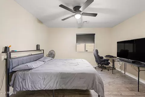 Bedroom - 2340 W Apollo Rd, Phoenix, AZ 85041 photo 1 of 2