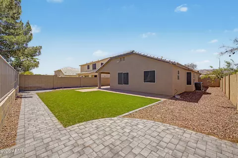 Exterior - 2340 W Apollo Rd, Phoenix, AZ 85041 photo 5 of 7