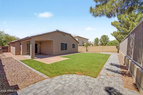 Exterior - 2340 W Apollo Rd, Phoenix, AZ 85041 photo 7 of 7