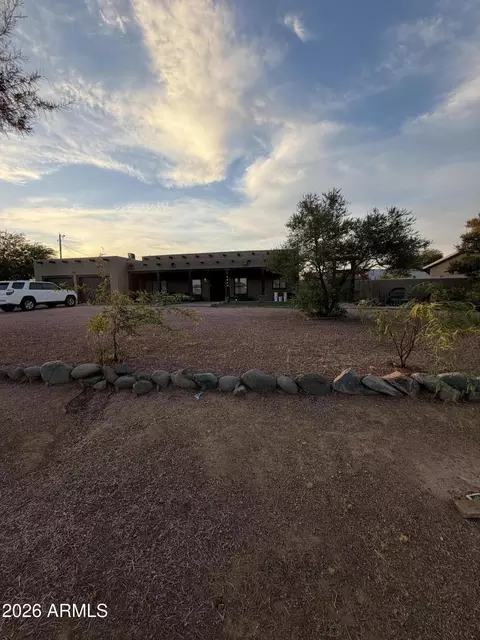 2940 E Union Hills Dr, Phoenix, AZ 85050