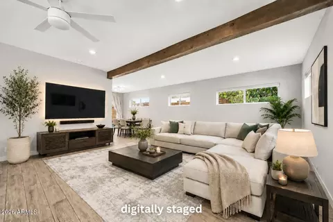 1226 W Manhatton Dr, Tempe, AZ 85282