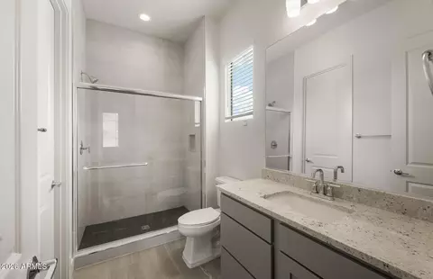 Bath - 2441 W Nighthawk Way, Phoenix, AZ 85045 photo 1 of 4