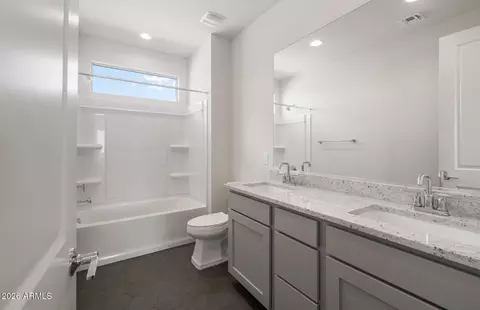 Bath - 2441 W Nighthawk Way, Phoenix, AZ 85045 photo 4 of 4