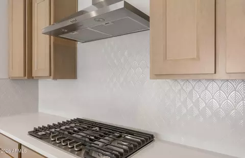 Kitchen - 2437 W Nighthawk Way, Phoenix, AZ 85045 photo 3 of 3