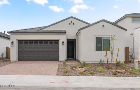 2437 W Nighthawk Way, Phoenix, AZ 85045