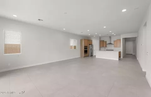 Living - 2437 W Nighthawk Way, Phoenix, AZ 85045 photo 2 of 2