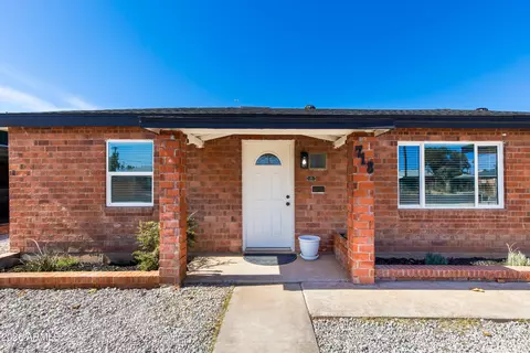 718 W 3rd Pl, Mesa, AZ 85201
