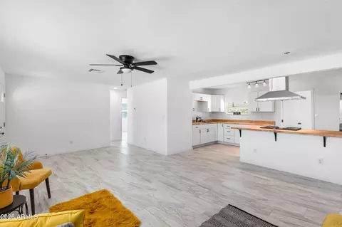 Living - 718 W 3rd Pl, Mesa, AZ 85201 photo 2 of 4