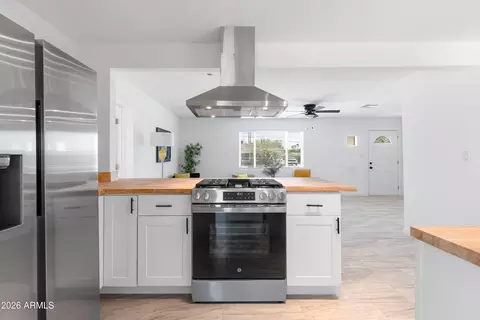 Kitchen - 718 W 3rd Pl, Mesa, AZ 85201 photo 6 of 6