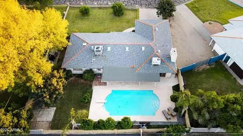 View/Area - 3506 E Fairmount Ave, Phoenix, AZ 85018 photo 1 of 5