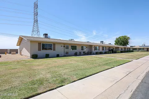 13812 N Garden Court Dr, Sun City, AZ 85351