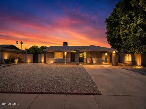 1502 Emerald Ave, Mesa, AZ 85204
