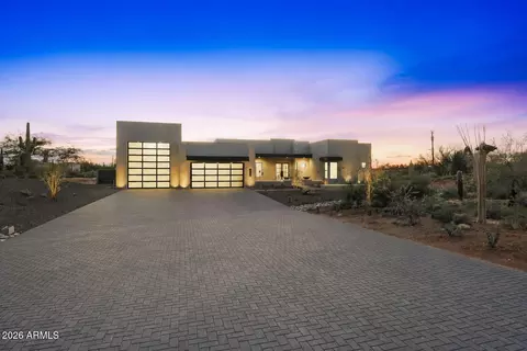 1676 E Creek Canyon Rd, Phoenix, AZ 85086