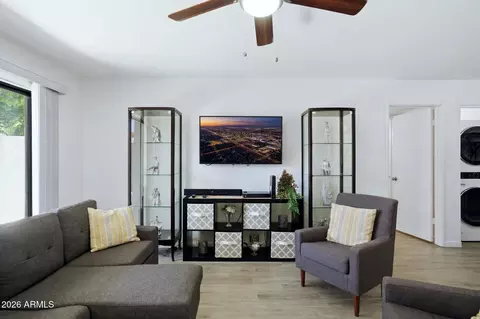 16635 N Cave Creek Rd #127, Phoenix, AZ 85032
