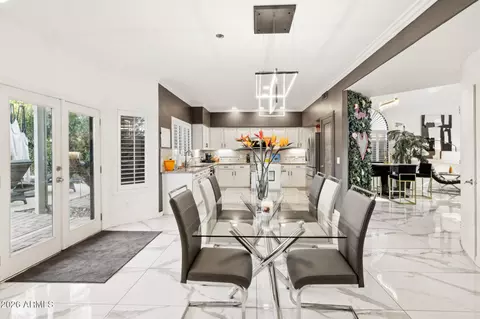 Dining - 4376 E Anderson Dr, Phoenix, AZ 85032 photo 4 of 4