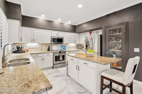 Kitchen - 4376 E Anderson Dr, Phoenix, AZ 85032 photo 2 of 3