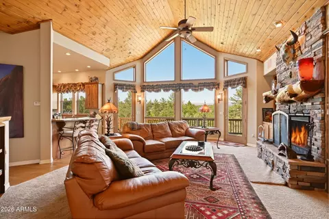Living - 1807 E Underwood Ln, Payson, AZ 85541 photo 4 of 5