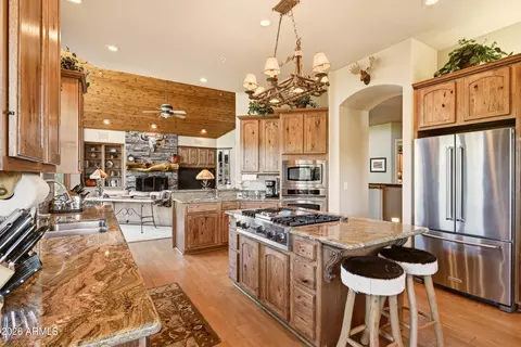Kitchen - 1807 E Underwood Ln, Payson, AZ 85541 photo 4 of 5