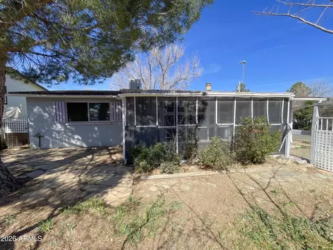 9820 S Ninth St, Mayer, AZ 86333