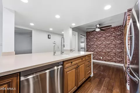 Kitchen - 5233 N 15th Dr, Phoenix, AZ 85015 photo 7 of 7