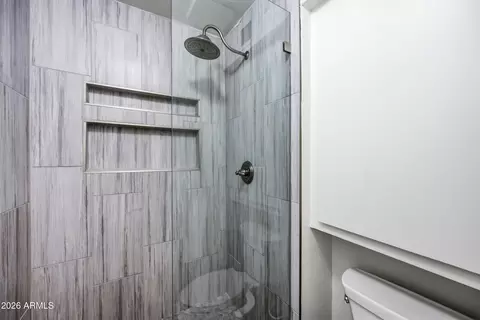 Bath - 5233 N 15th Dr, Phoenix, AZ 85015 photo 2 of 4