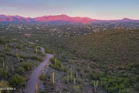 39332 N Old Stage Rd #-, Cave Creek, AZ 85331