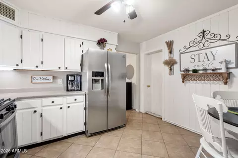 2939 E Angela Dr, Phoenix, AZ 85032 photo 11