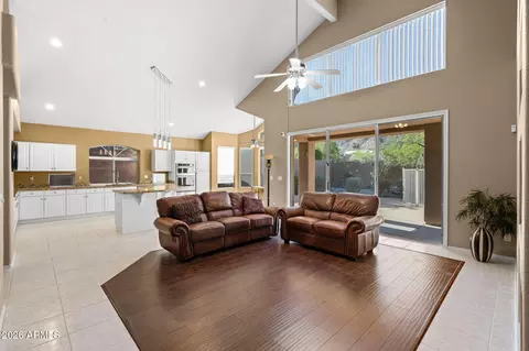 Living - 908 E Mountain Sage Dr, Phoenix, AZ 85048 photo 8 of 11