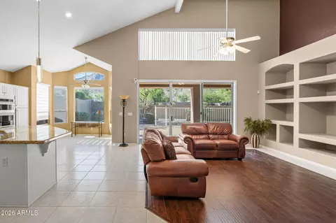 Living - 908 E Mountain Sage Dr, Phoenix, AZ 85048 photo 4 of 11