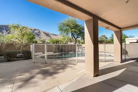 Exterior - 908 E Mountain Sage Dr, Phoenix, AZ 85048 photo 2 of 6