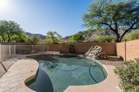 Exterior - 908 E Mountain Sage Dr, Phoenix, AZ 85048 photo 6 of 6