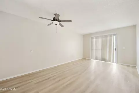 Living - 2837 E Marconi Ave, Phoenix, AZ 85032 photo 4 of 6