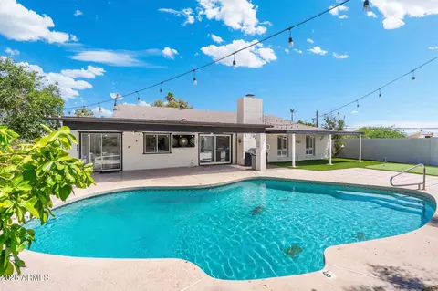 Exterior - 2347 E Mescal St, Phoenix, AZ 85028 photo 7 of 7