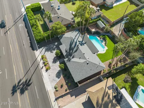 View/Area - 735 E Northern Ave, Phoenix, AZ 85020 photo 4 of 12