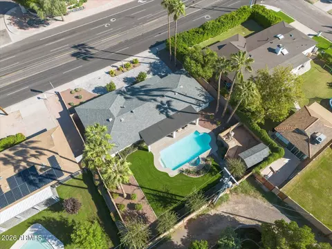 View/Area - 735 E Northern Ave, Phoenix, AZ 85020 photo 3 of 12