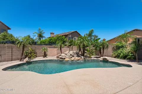 Exterior - 846 E Constitution Dr, Gilbert, AZ 85296 photo 5 of 9