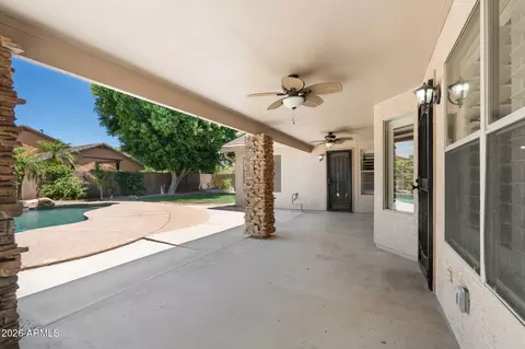 Exterior - 846 E Constitution Dr, Gilbert, AZ 85296 photo 3 of 9
